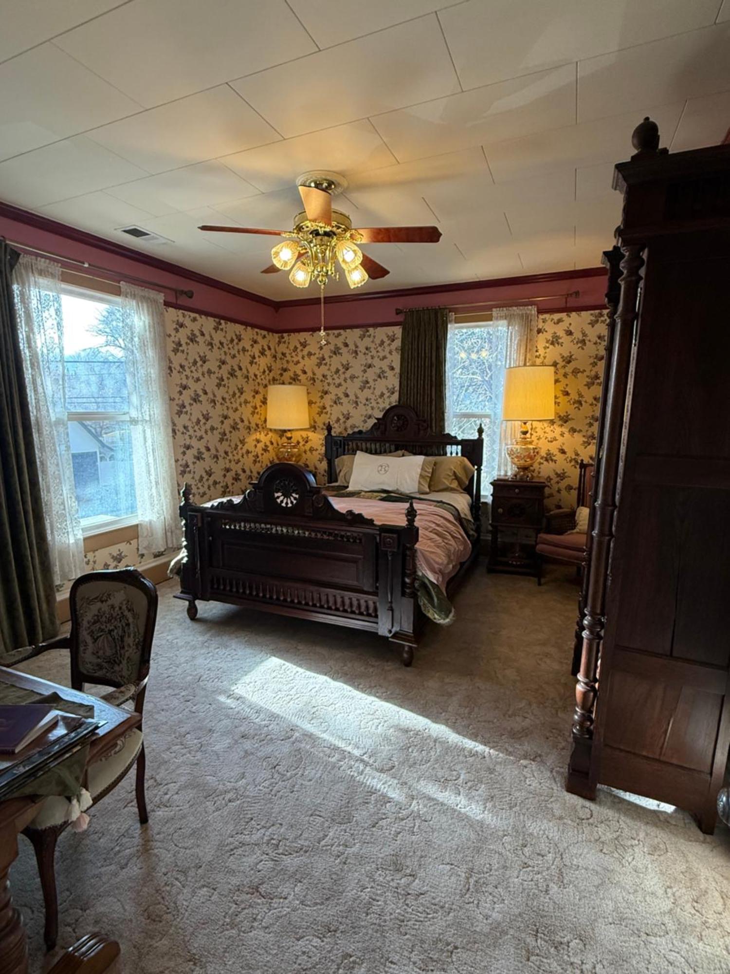 Roseberry House Bed And Breakfast Susanville Esterno foto