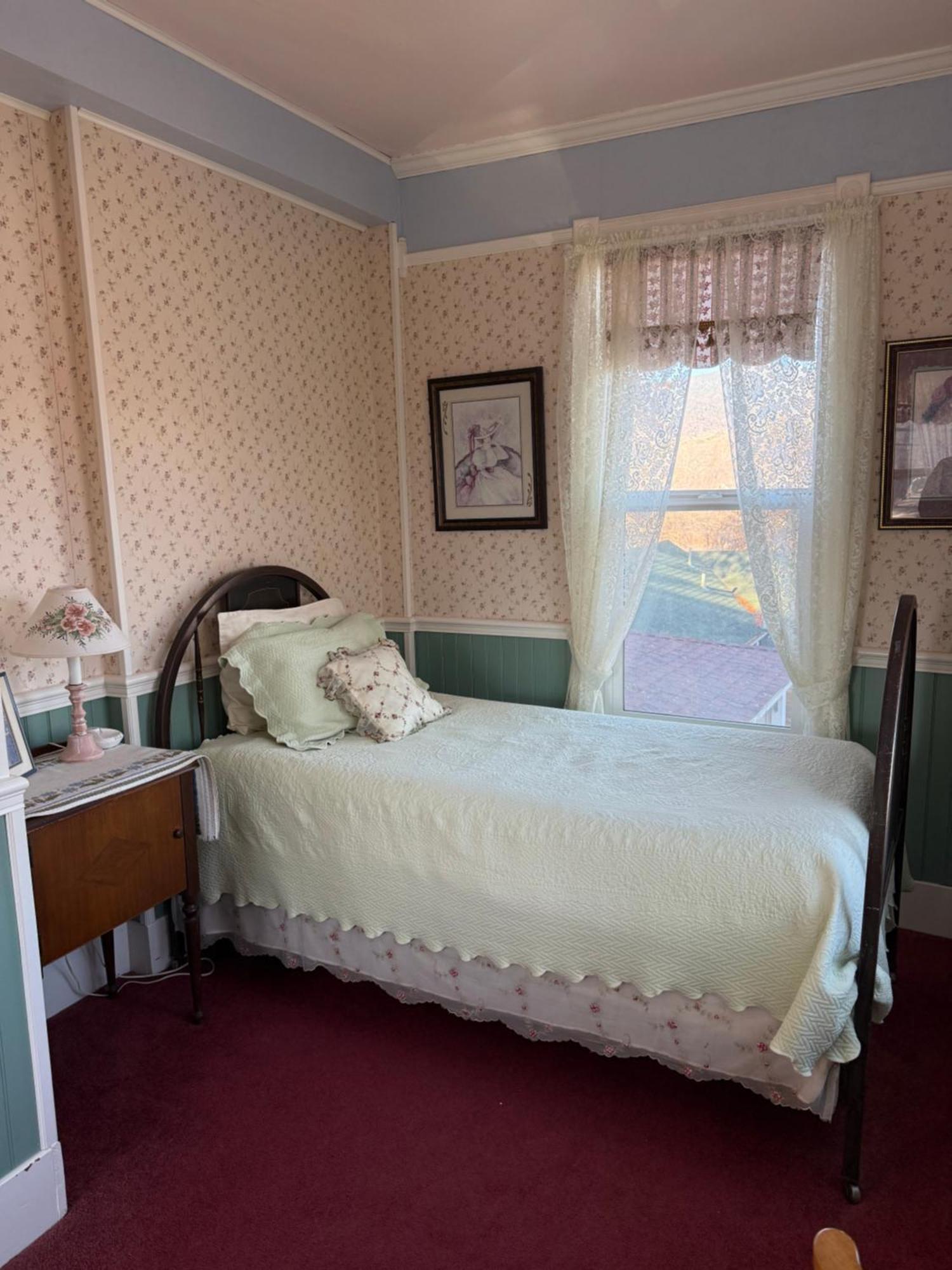 Roseberry House Bed And Breakfast Susanville Esterno foto