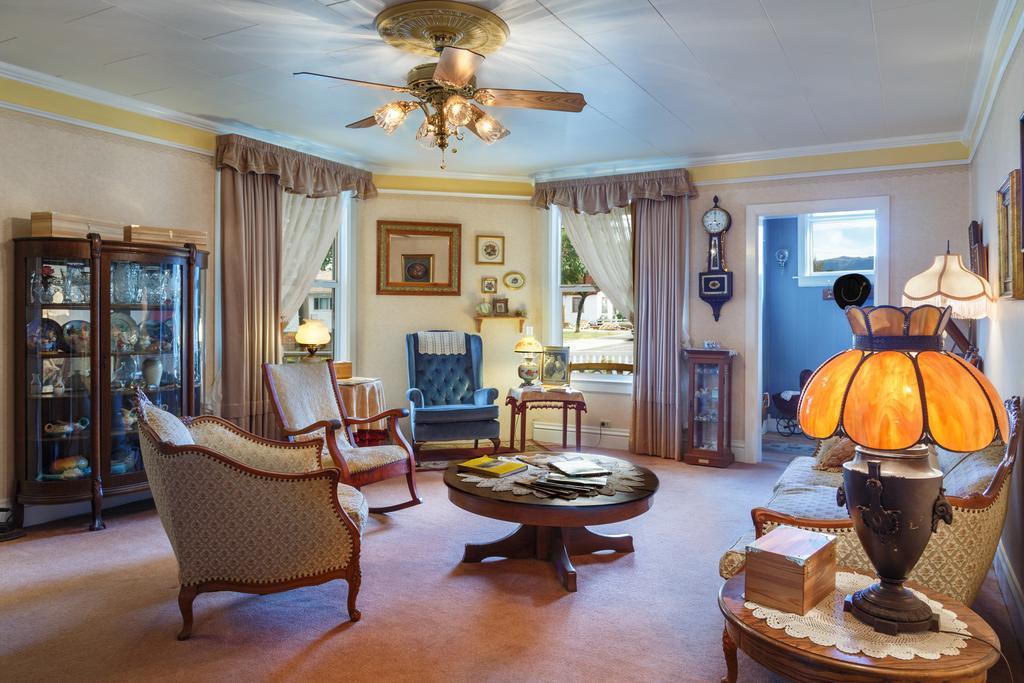Roseberry House Bed And Breakfast Susanville Esterno foto