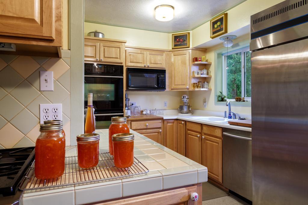Roseberry House Bed And Breakfast Susanville Esterno foto