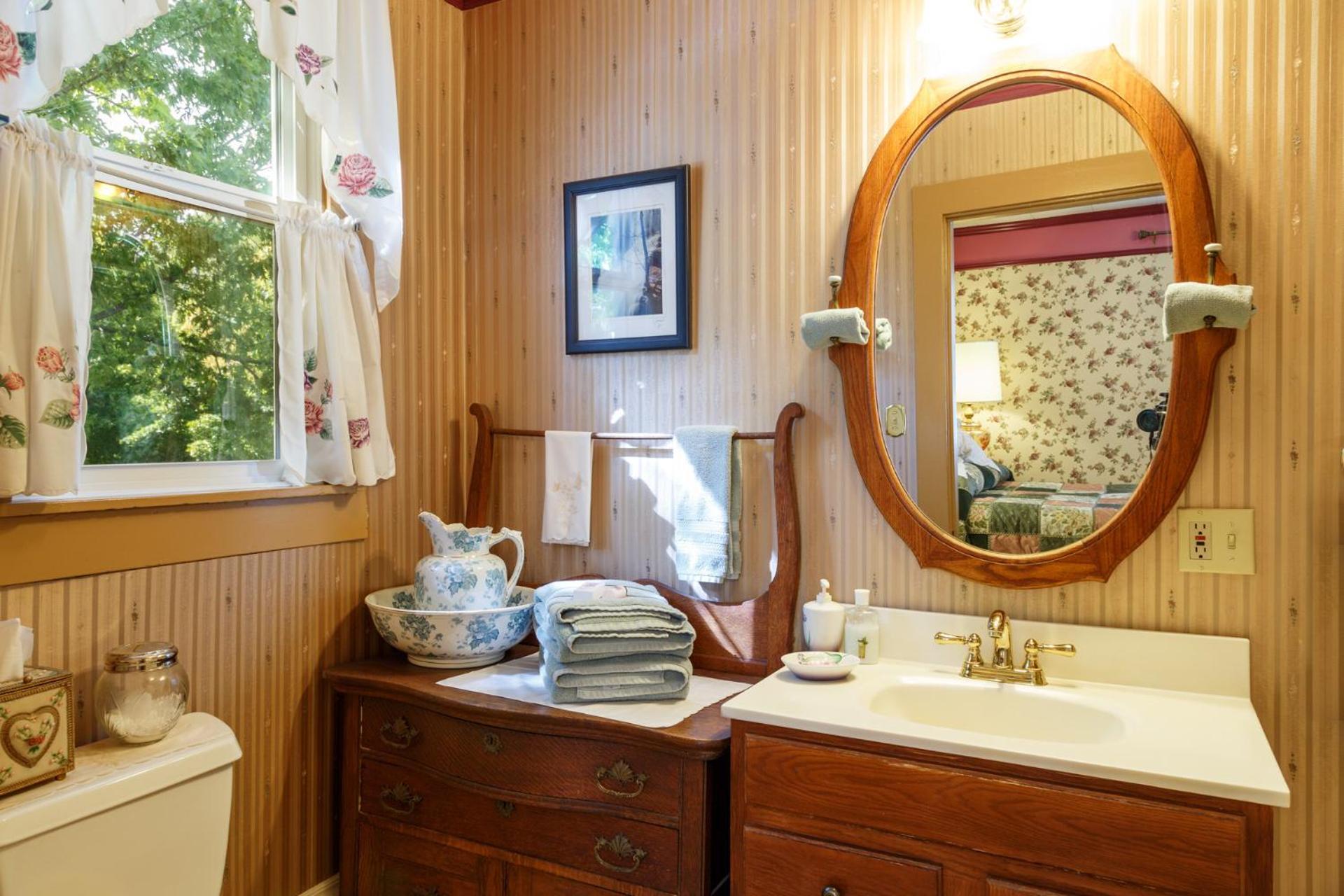 Roseberry House Bed And Breakfast Susanville Esterno foto