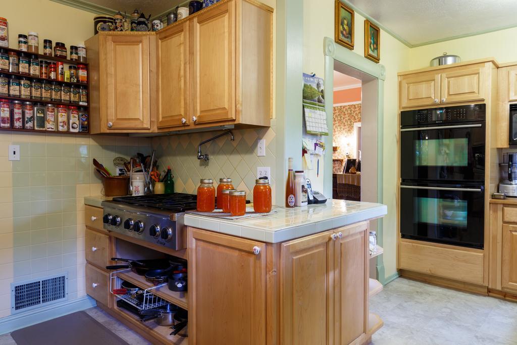 Roseberry House Bed And Breakfast Susanville Esterno foto